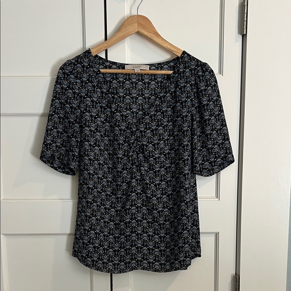 LOFT Black, Blue and Gray Floral Blouse